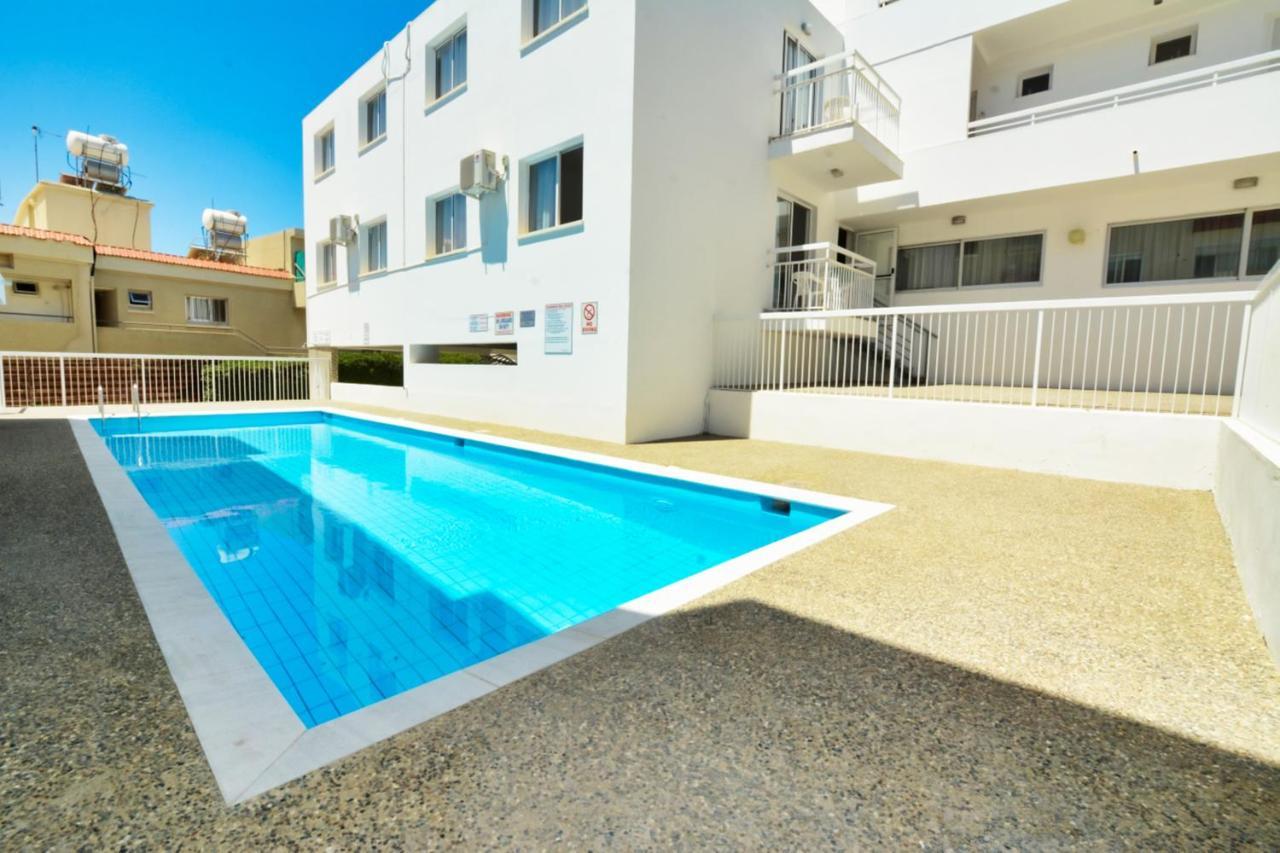 Barbara Hotel Apts Ayia Napa Exterior foto