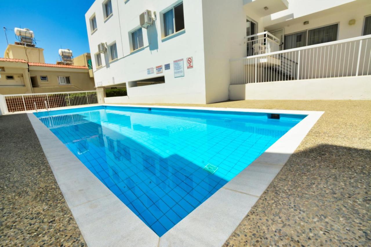 Barbara Hotel Apts Ayia Napa Exterior foto